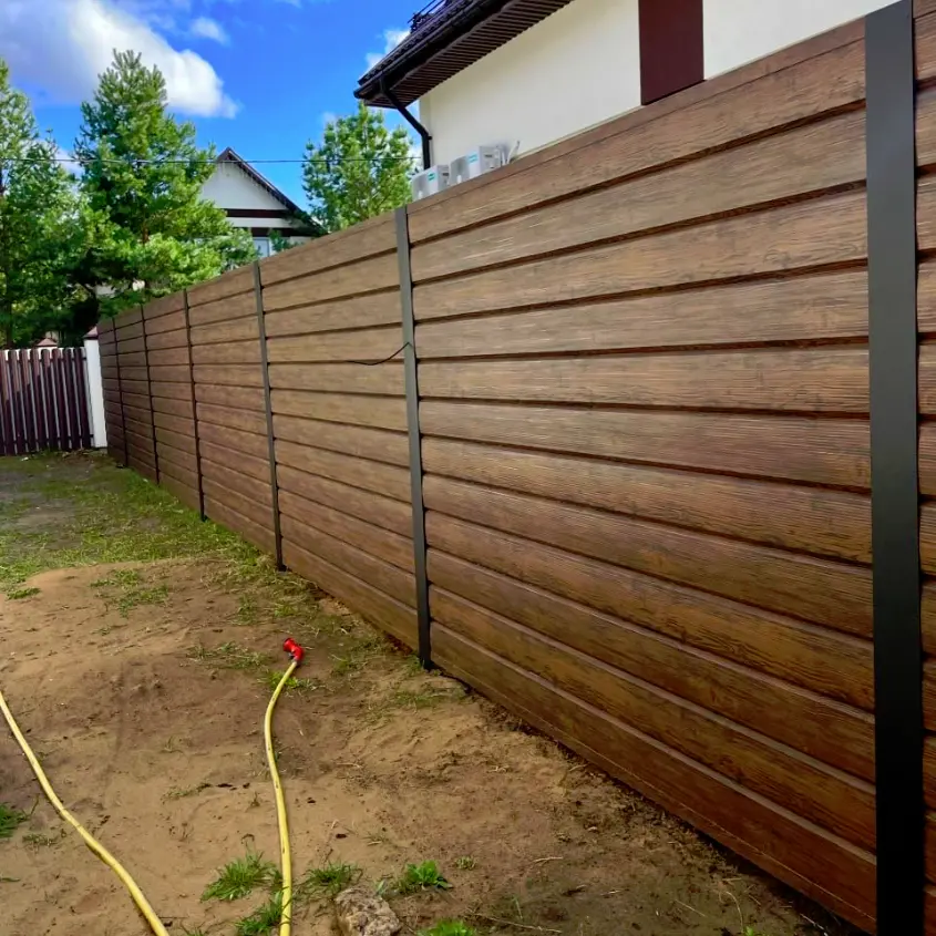 Фото 2 забор из металлосайдинга Евро-Брус под брус Темный Каштан 3D Принтек