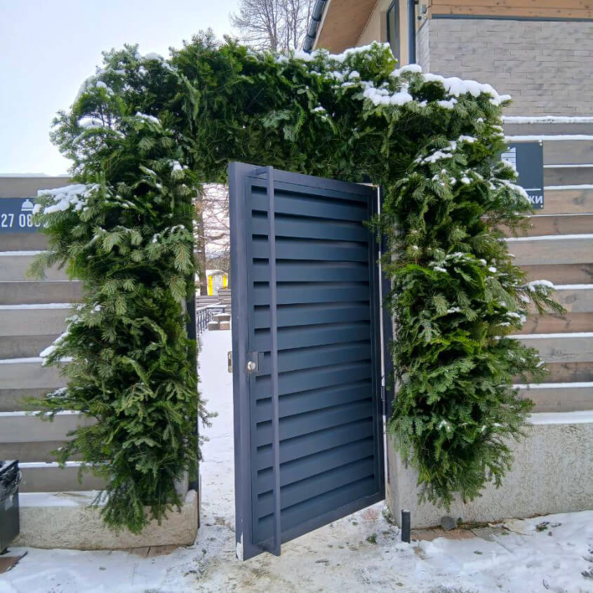 Фото 2 Забор жалюзи ХайТек 7024 МАТТЕ Серый Графит матовый двусторонний